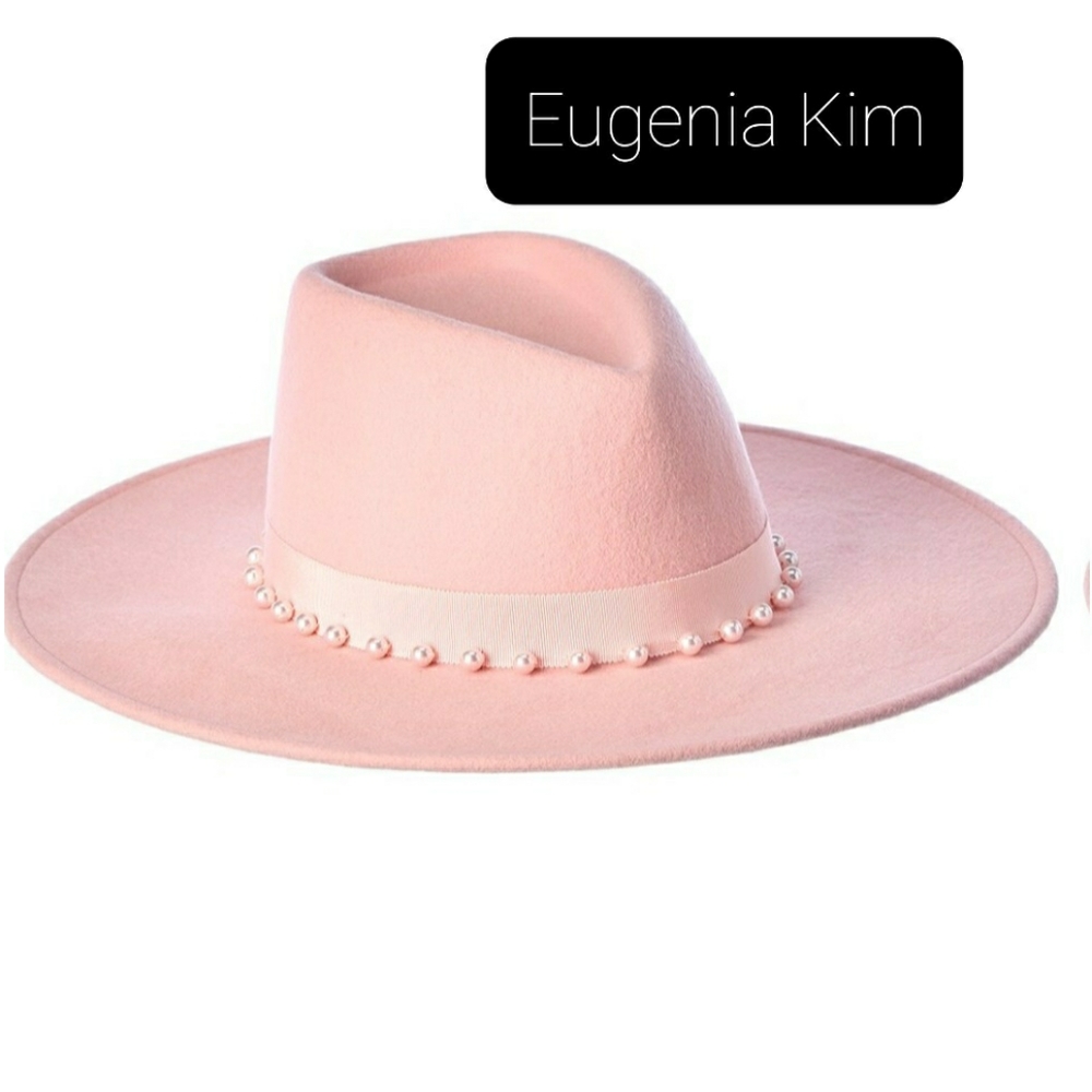 hat